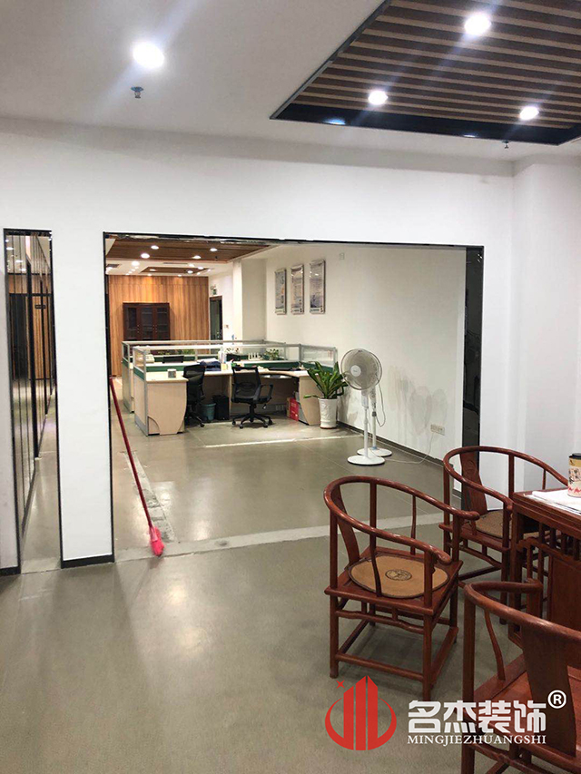 ����װ����ƹ�˾