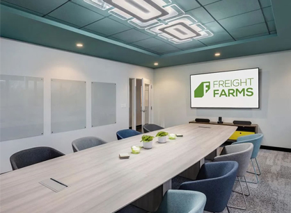 ȫʩİ칫װƿռġFreight Farms